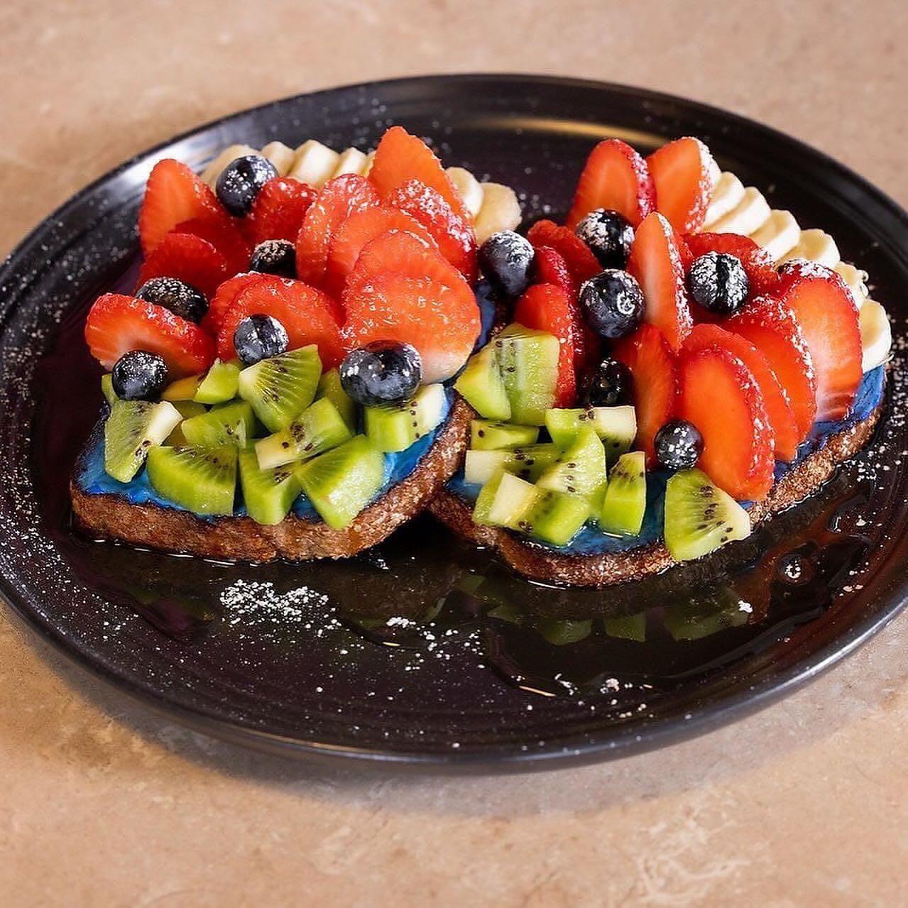 SPIRULINA FRENCH TOAST